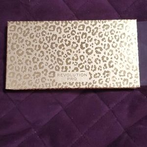 Revolution Pro eyeshadow palette